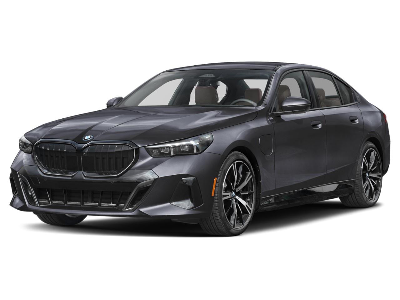 2027 BMW 5 Series 550e xDrive Sedan Photo0