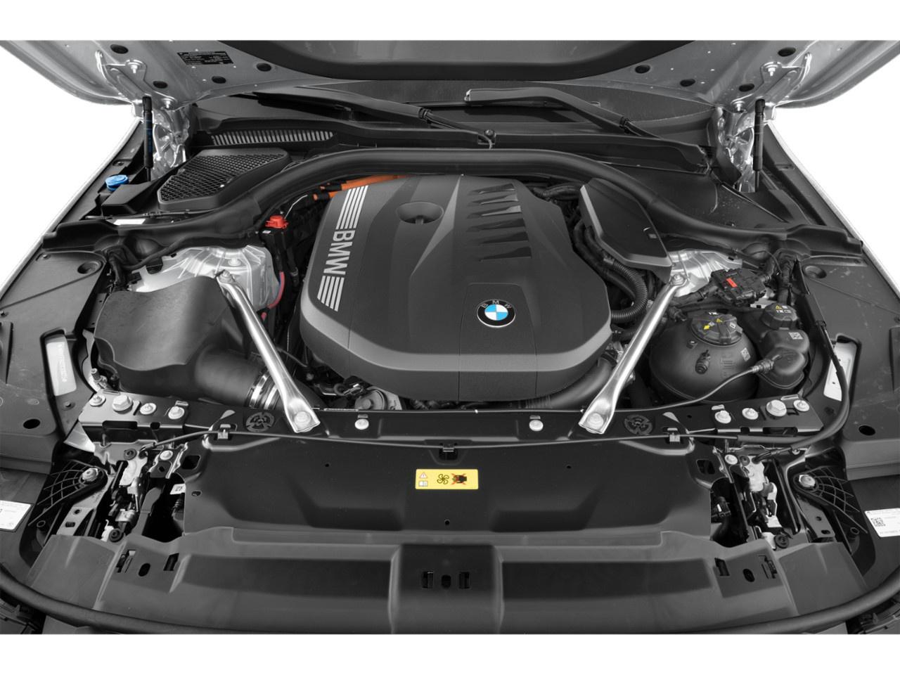 2027 BMW 5 Series 550e xDrive Sedan Photo