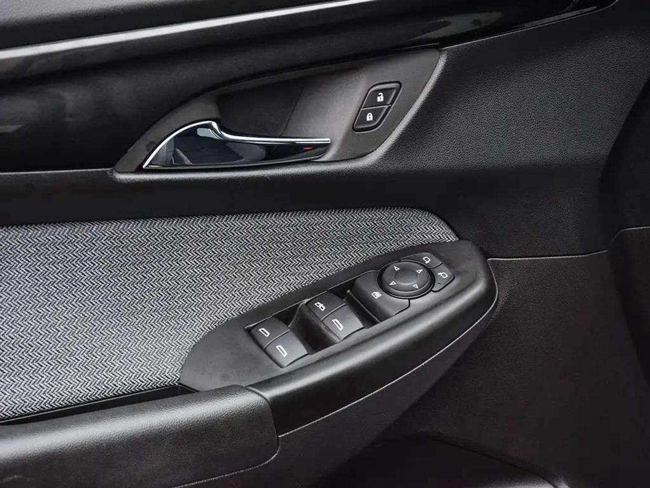 2025 Chevrolet TrailBlazer LT AWD ~Heated Seats + Wheel ~Blind Spot ~Carplay Photo