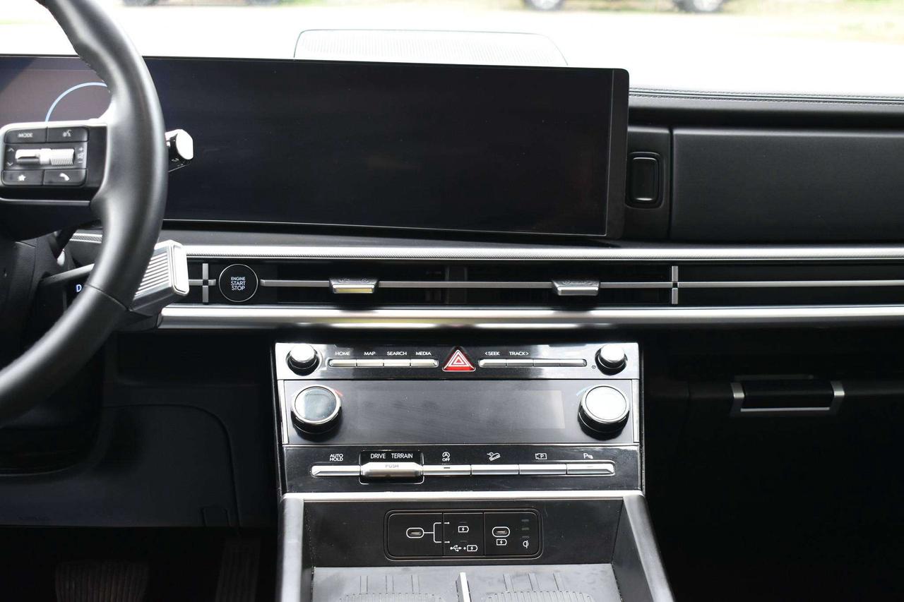 2024 Hyundai Santa Fe XRT Photo