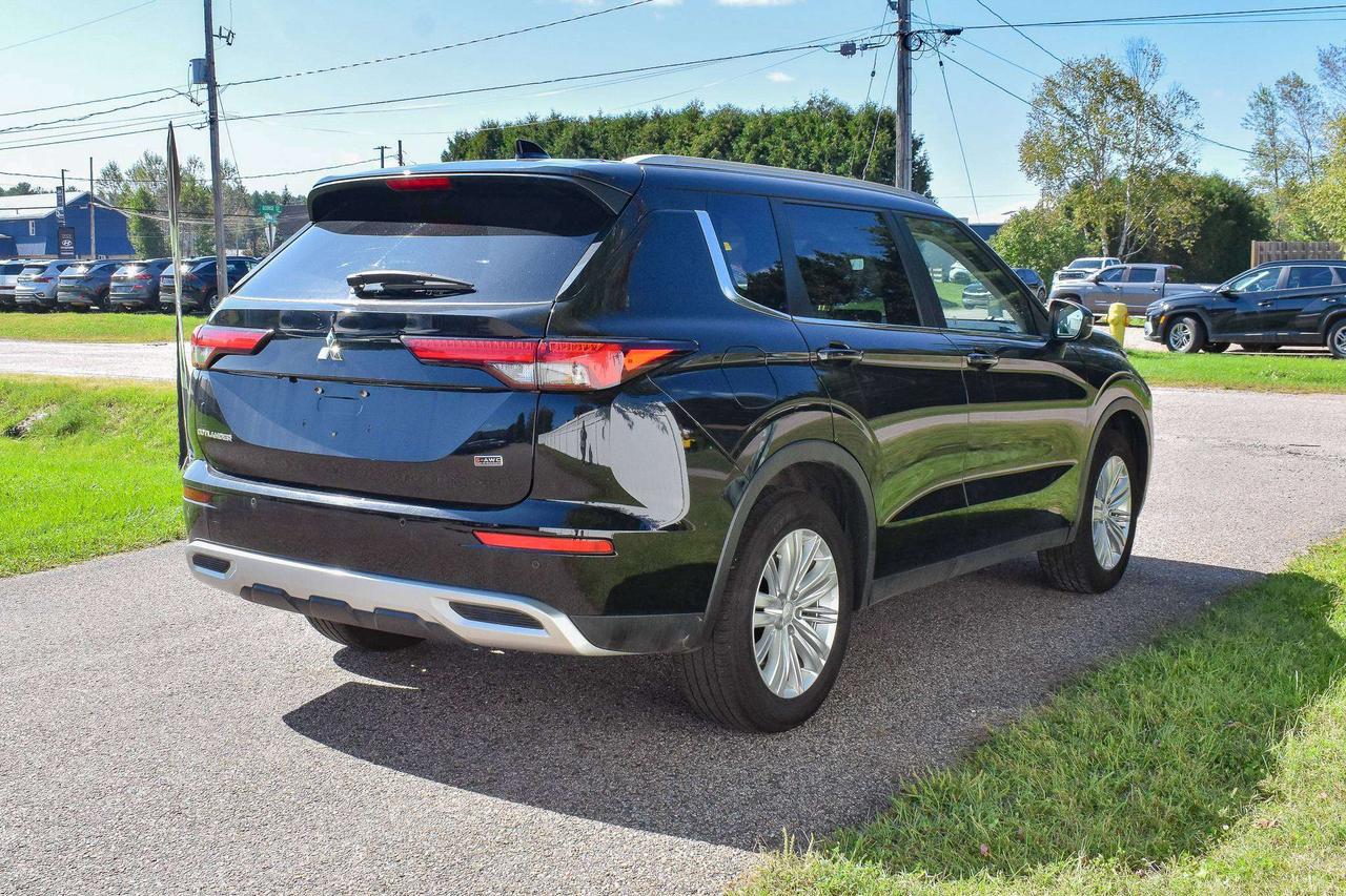 2022 Mitsubishi Outlander SE Photo