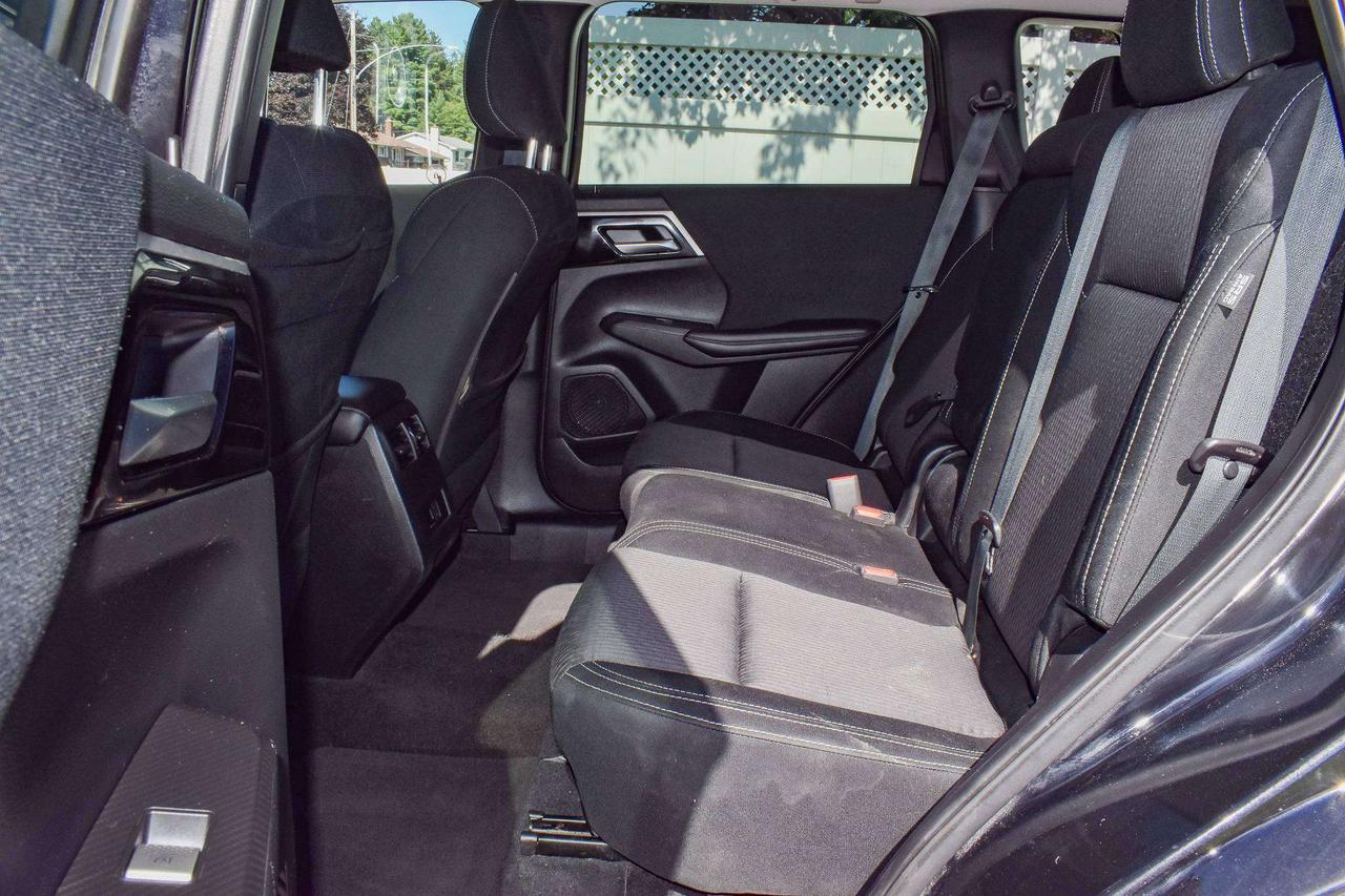 2022 Mitsubishi Outlander SE Photo