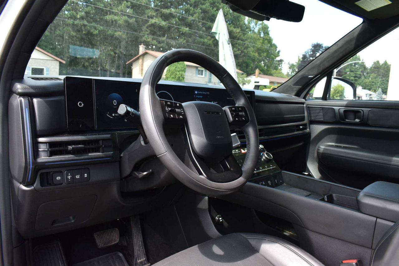2024 Hyundai Santa Fe Ultimate Calligraphy Photo