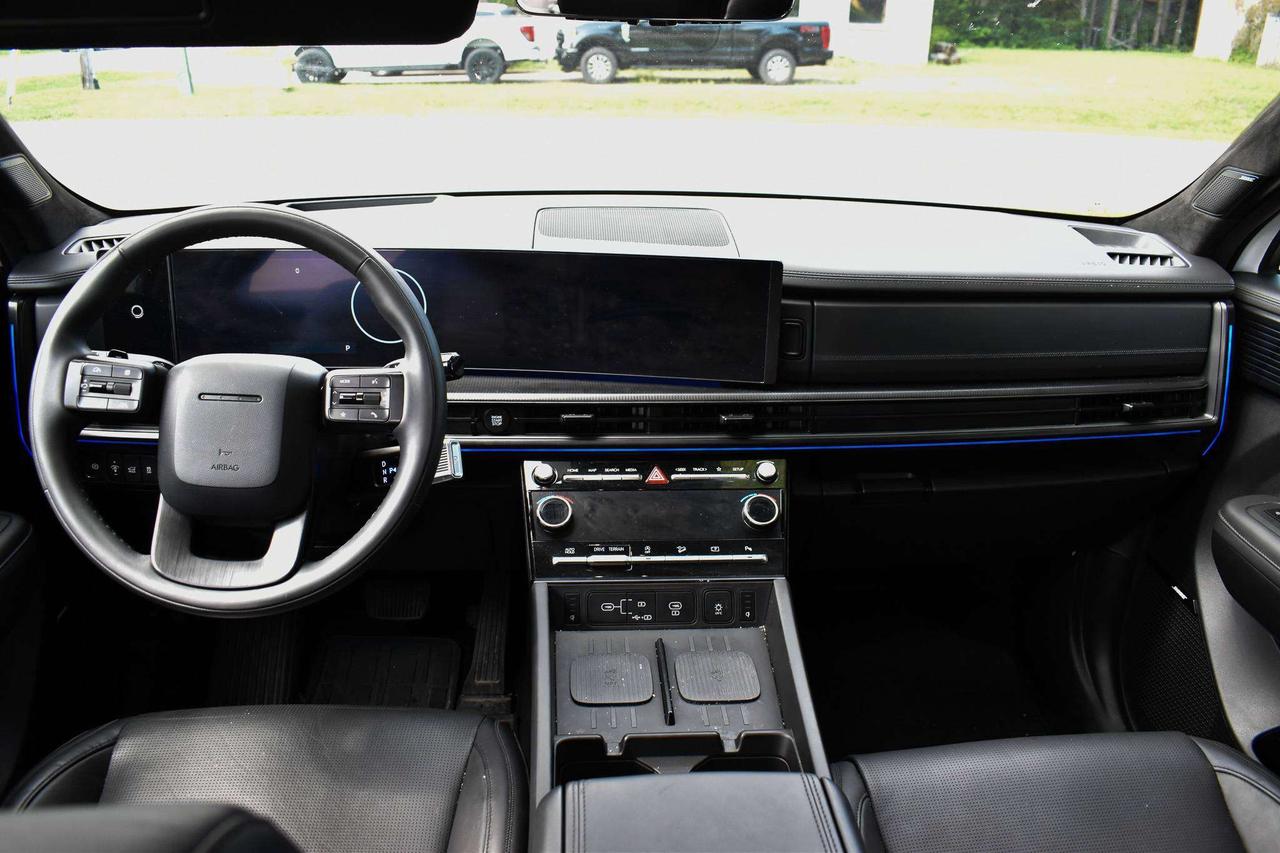 2024 Hyundai Santa Fe Ultimate Calligraphy Photo
