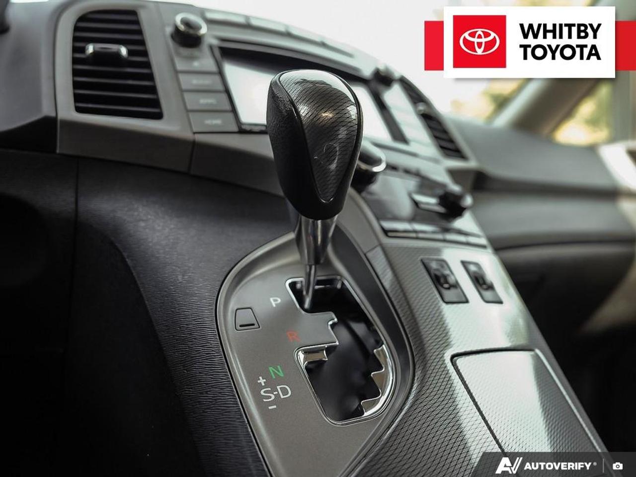 2015 Toyota Venza LE AWD 2.7L Photo