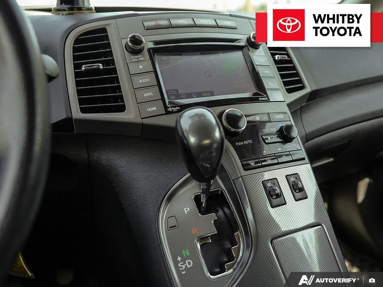 2015 Toyota Venza LE AWD 2.7L Photo
