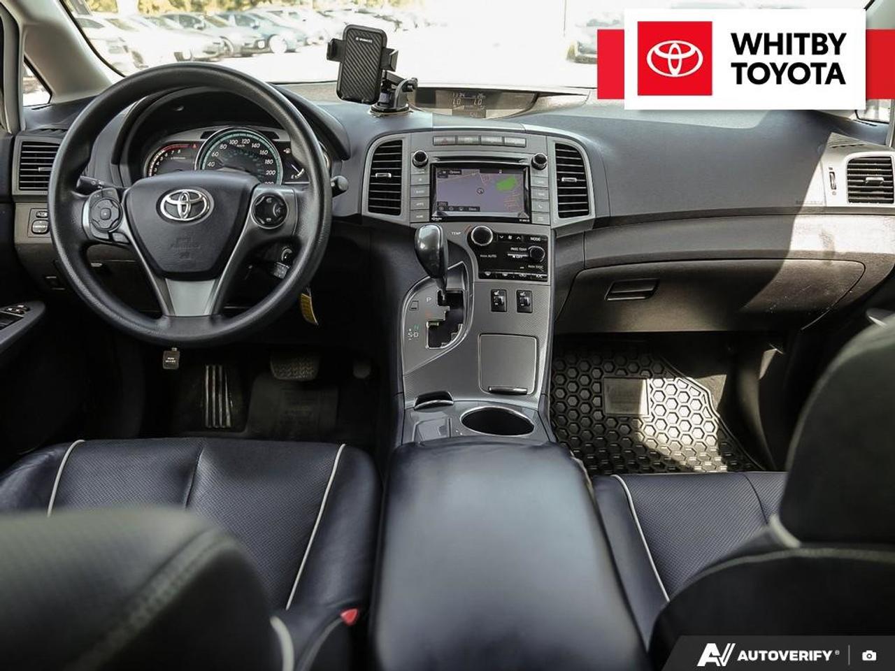 2015 Toyota Venza LE AWD 2.7L Photo