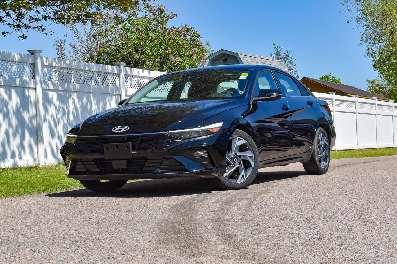 2025 Hyundai Elantra Luxury Photo5