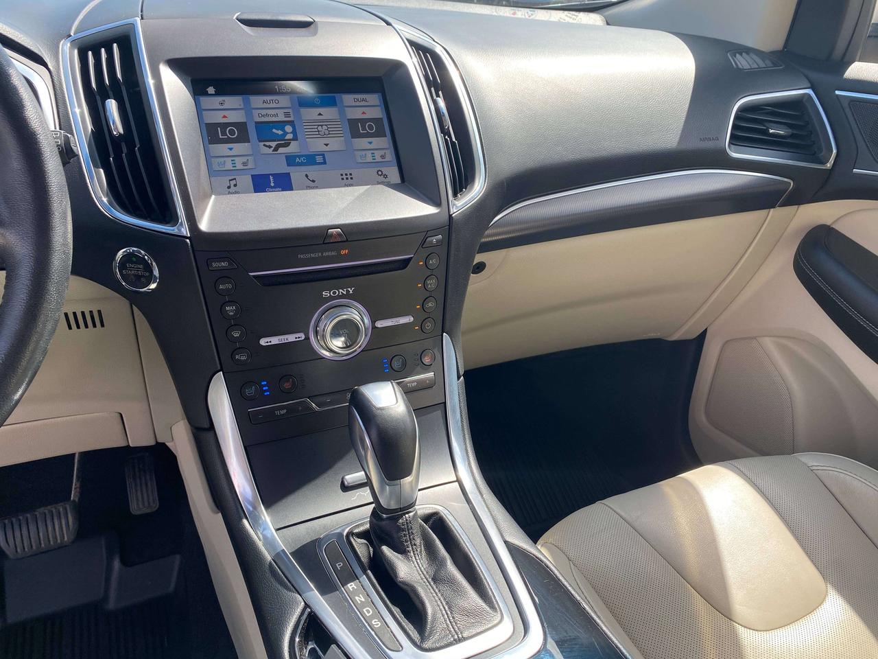 2017 Ford Edge TITANIUM, CLEAN CARFAX, REMOTE START, LEATHER! Photo