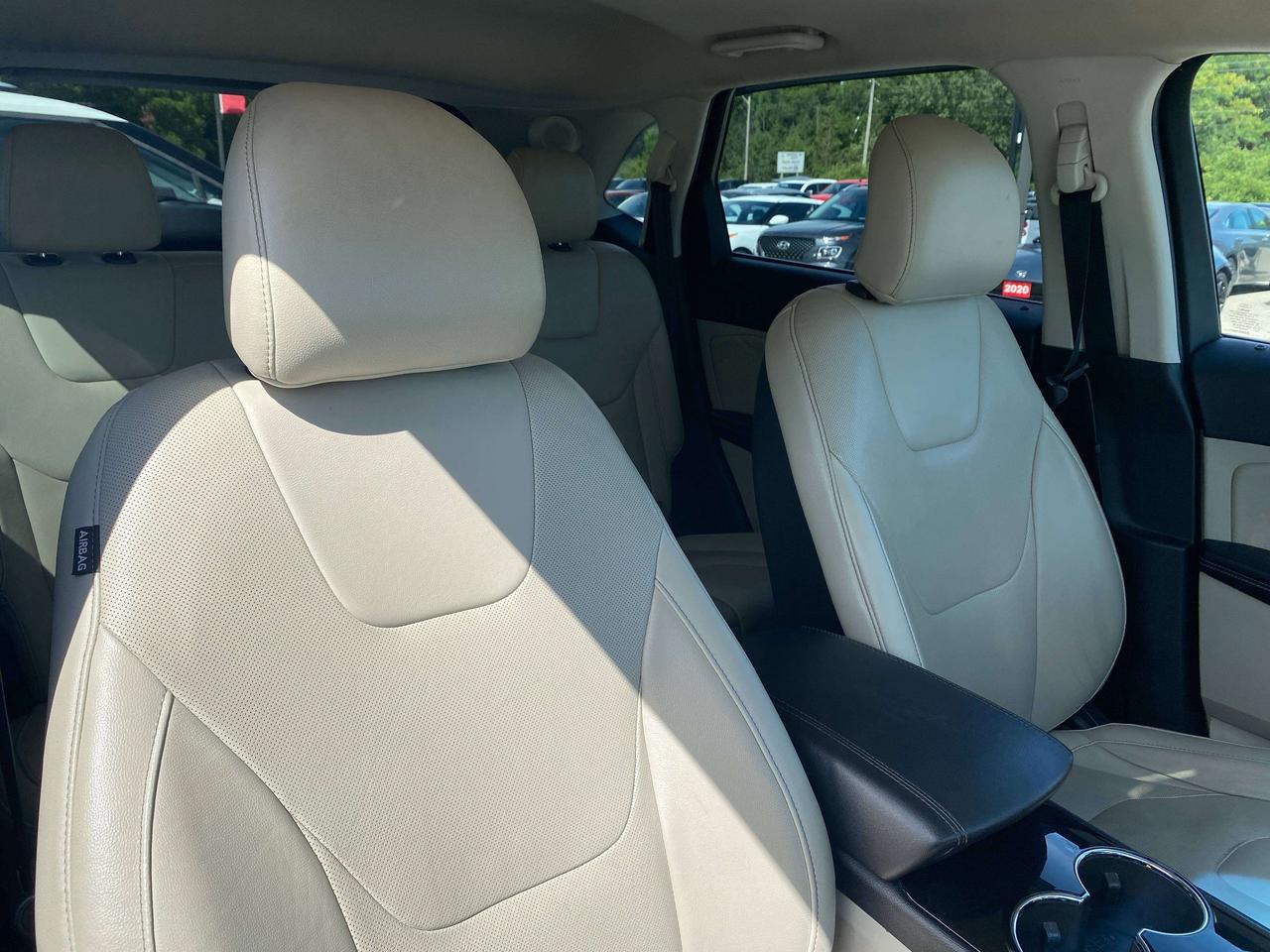 2017 Ford Edge TITANIUM, CLEAN CARFAX, REMOTE START, LEATHER! Photo