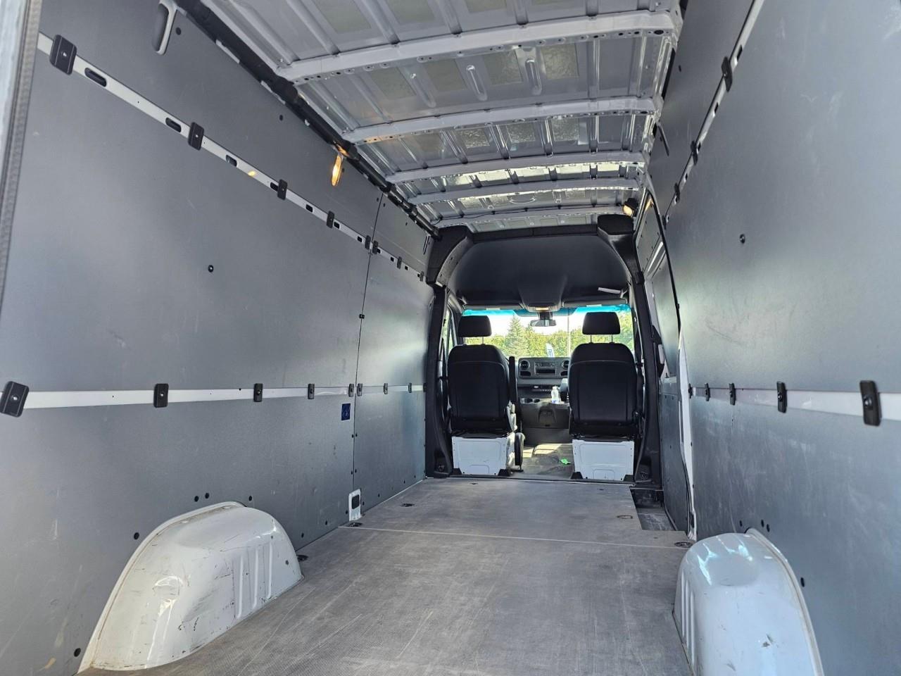 2025 Mercedes-Benz Sprinter 2500 High Roof 4-Cyl Diesel Sprinter 2500 Cargo Van 170 in. WB Rear-Wheel Drive Photo