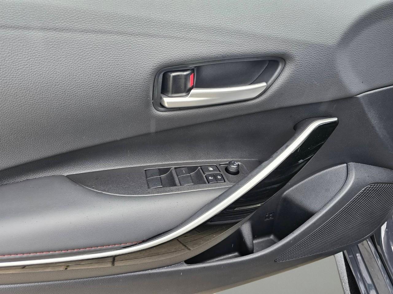 2025 Toyota Corolla SE 4dr Sedan Photo