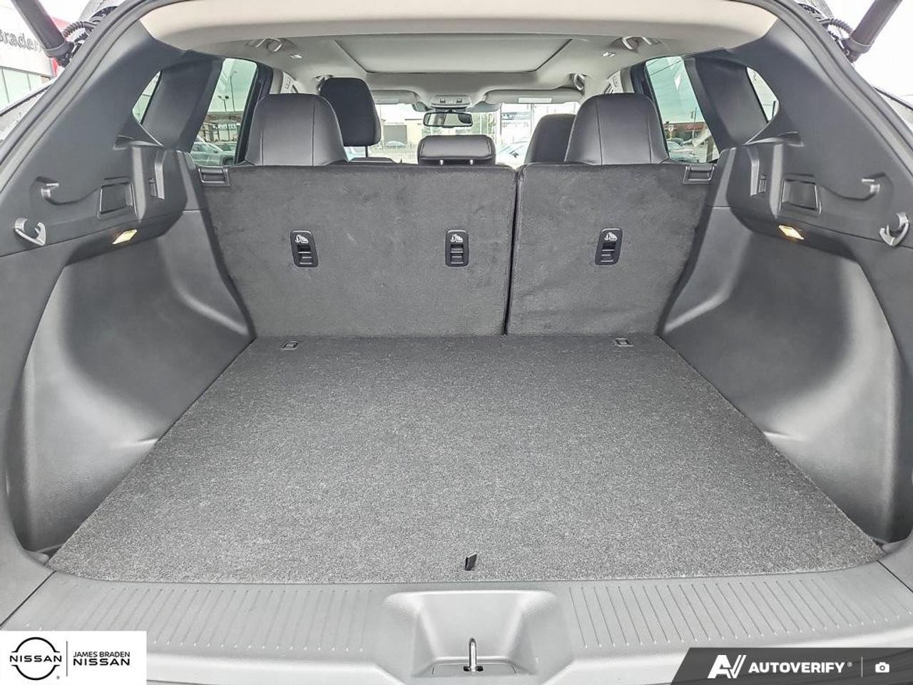 2027 Nissan Murano Dark Armor AWD Photo