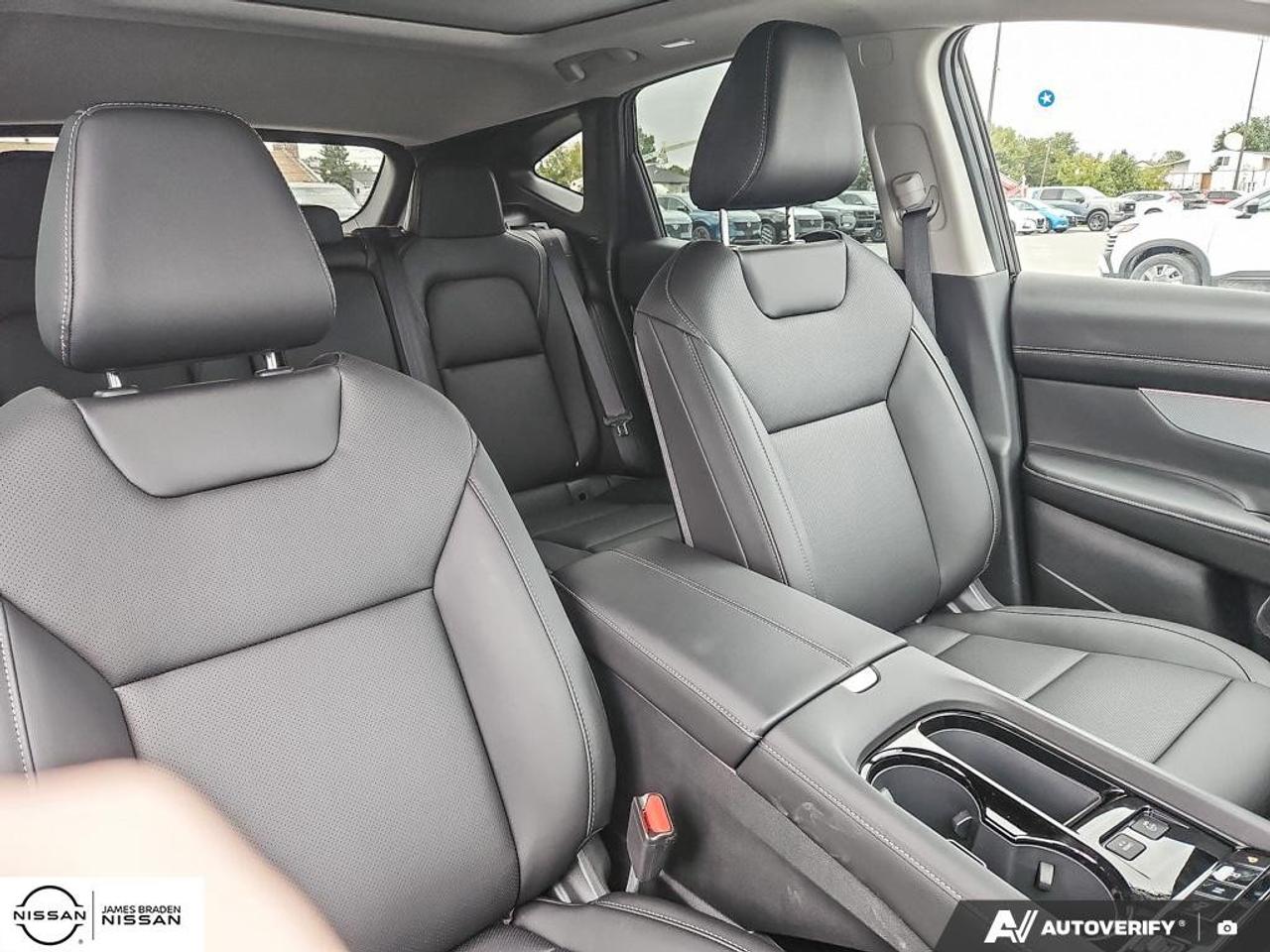2027 Nissan Murano Dark Armor AWD Photo