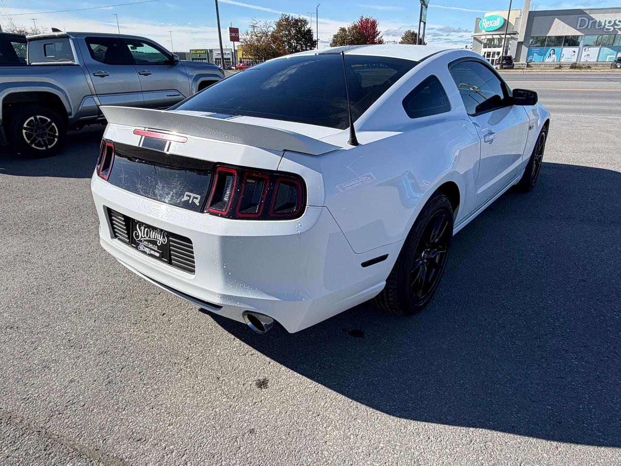 2014 Ford Mustang **CALL NAPANEE 613-354-2100 Photo