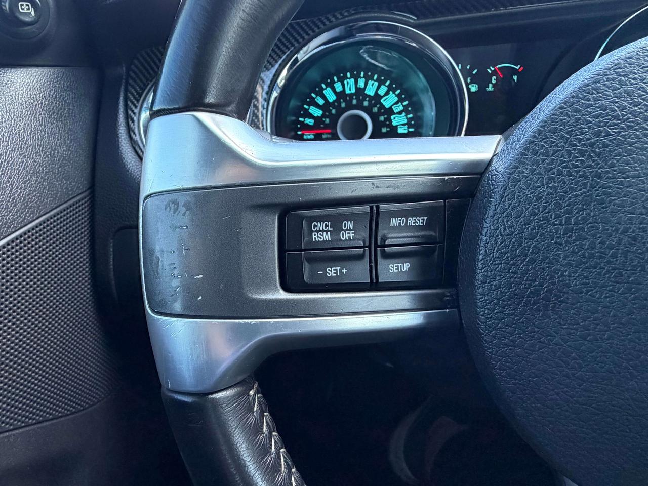2014 Ford Mustang **CALL NAPANEE 613-354-2100 Photo