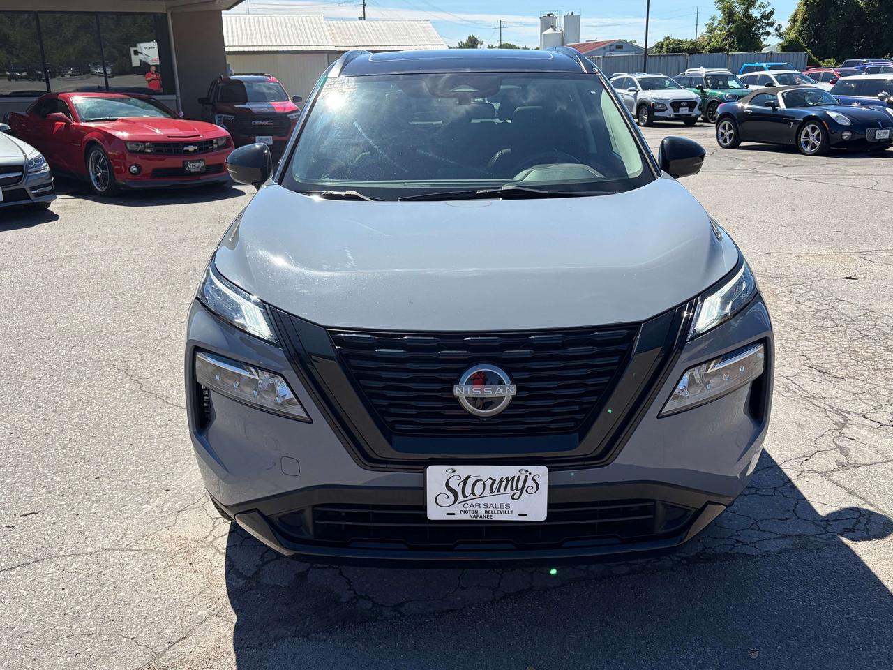 2023 Nissan Rogue SV MIDNIGHT/PWR ROOF/LEATHER/CALL PICTON Photo