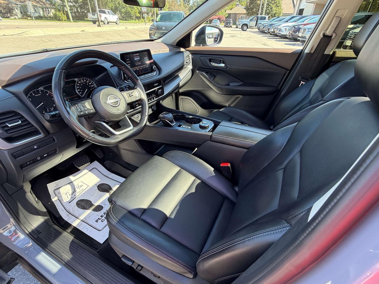 2023 Nissan Rogue SV MIDNIGHT/PWR ROOF/LEATHER/CALL PICTON Photo