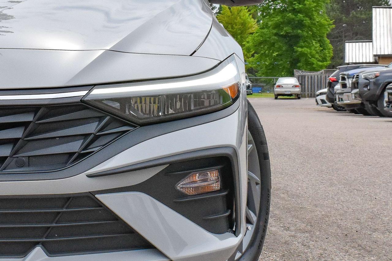 2026 Hyundai Elantra Preferred Photo2