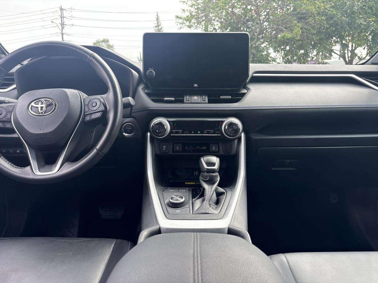 2024 Toyota RAV4 Hybrid XSE Clean Carfax Photo