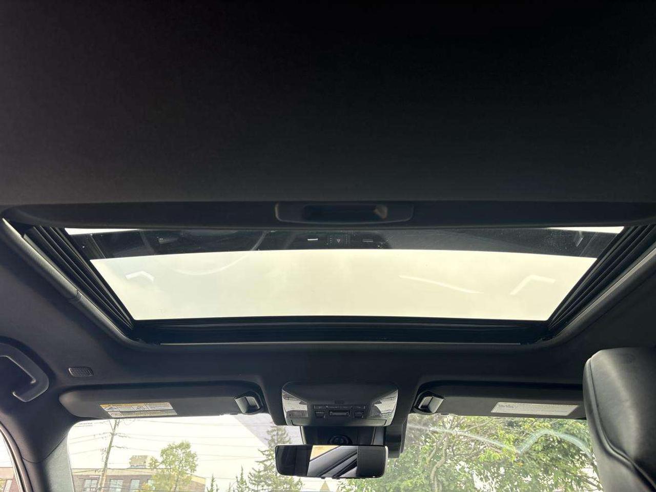 2024 Toyota RAV4 Hybrid XSE Clean Carfax Photo