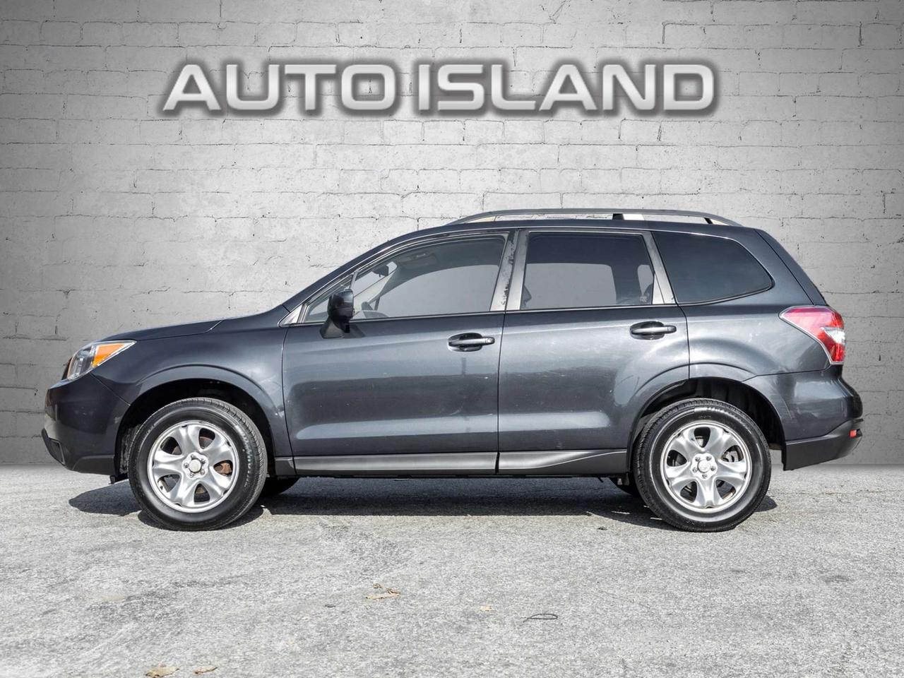 2016 Subaru Forester AWD 2.5i -Heated Seats-Rear Cam-Bluetooth-NO Accidents Photo4
