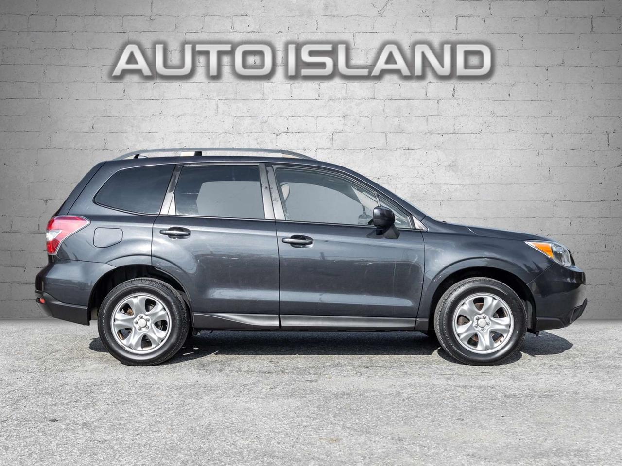 2016 Subaru Forester AWD 2.5i -Heated Seats-Rear Cam-Bluetooth-NO Accidents Photo2