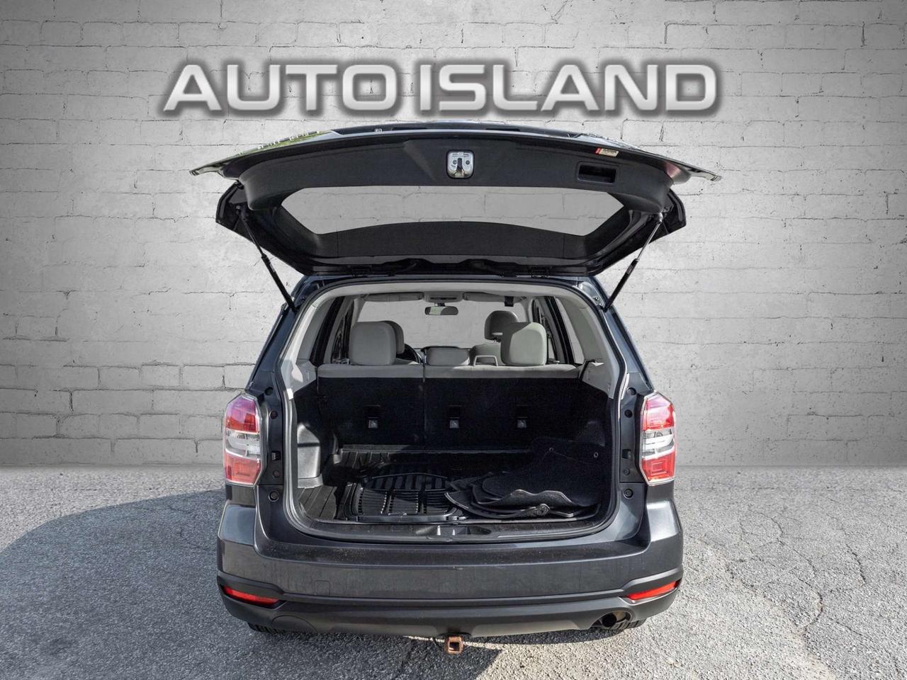 2016 Subaru Forester AWD 2.5i -Heated Seats-Rear Cam-Bluetooth-NO Accidents Photo