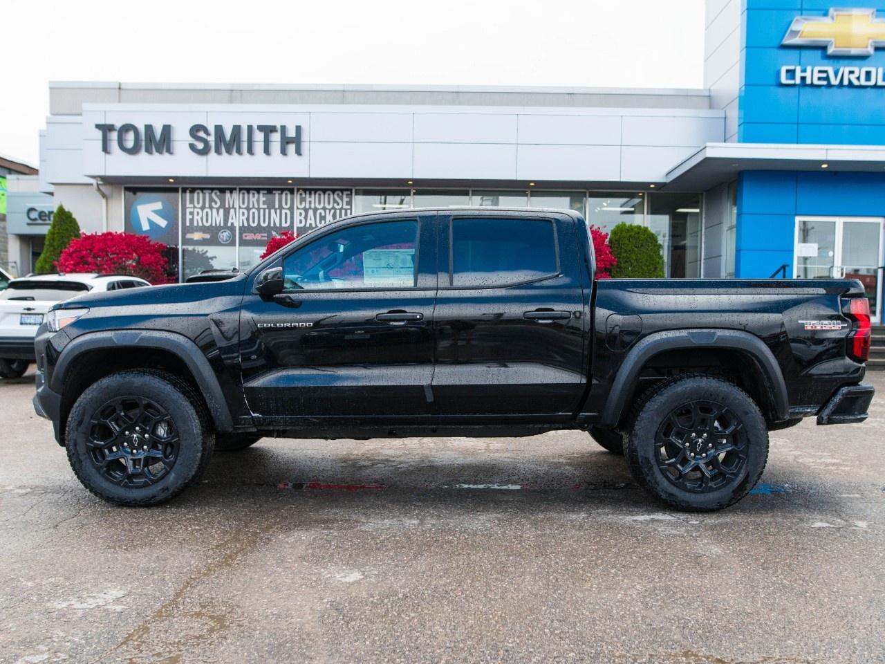 2026 Chevrolet Colorado Crew Cab Short Box 4-Wheel Drive Trail Boss Photo1