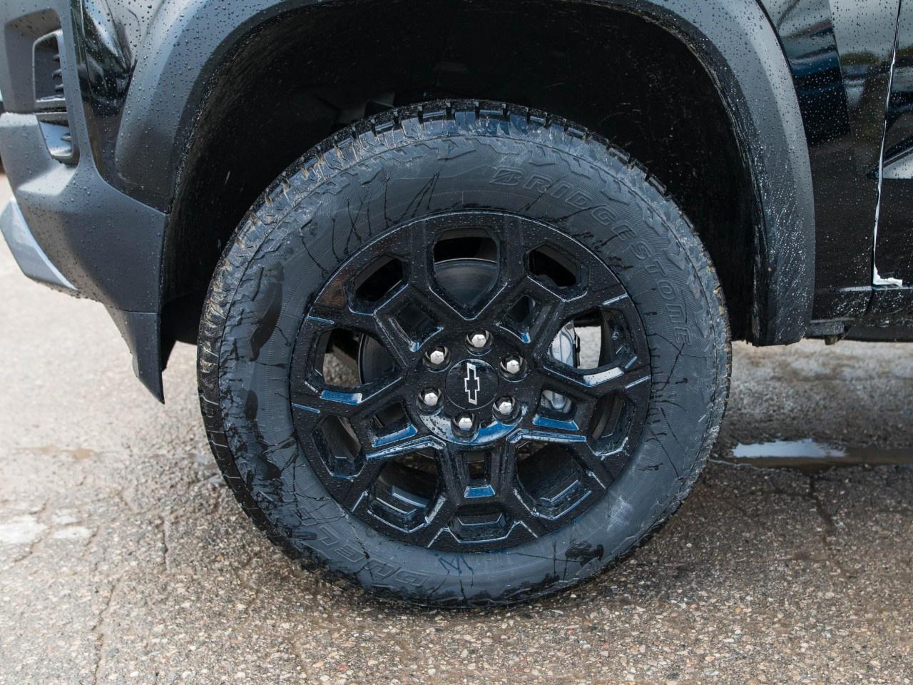 2026 Chevrolet Colorado Crew Cab Short Box 4-Wheel Drive Trail Boss Photo