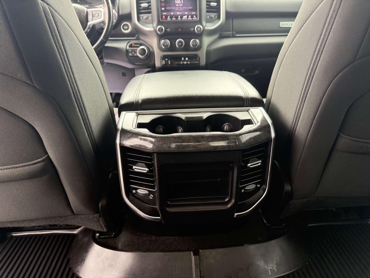 2019 RAM 1500 Big Horn - tow pkg - gooseneck hitch Photo