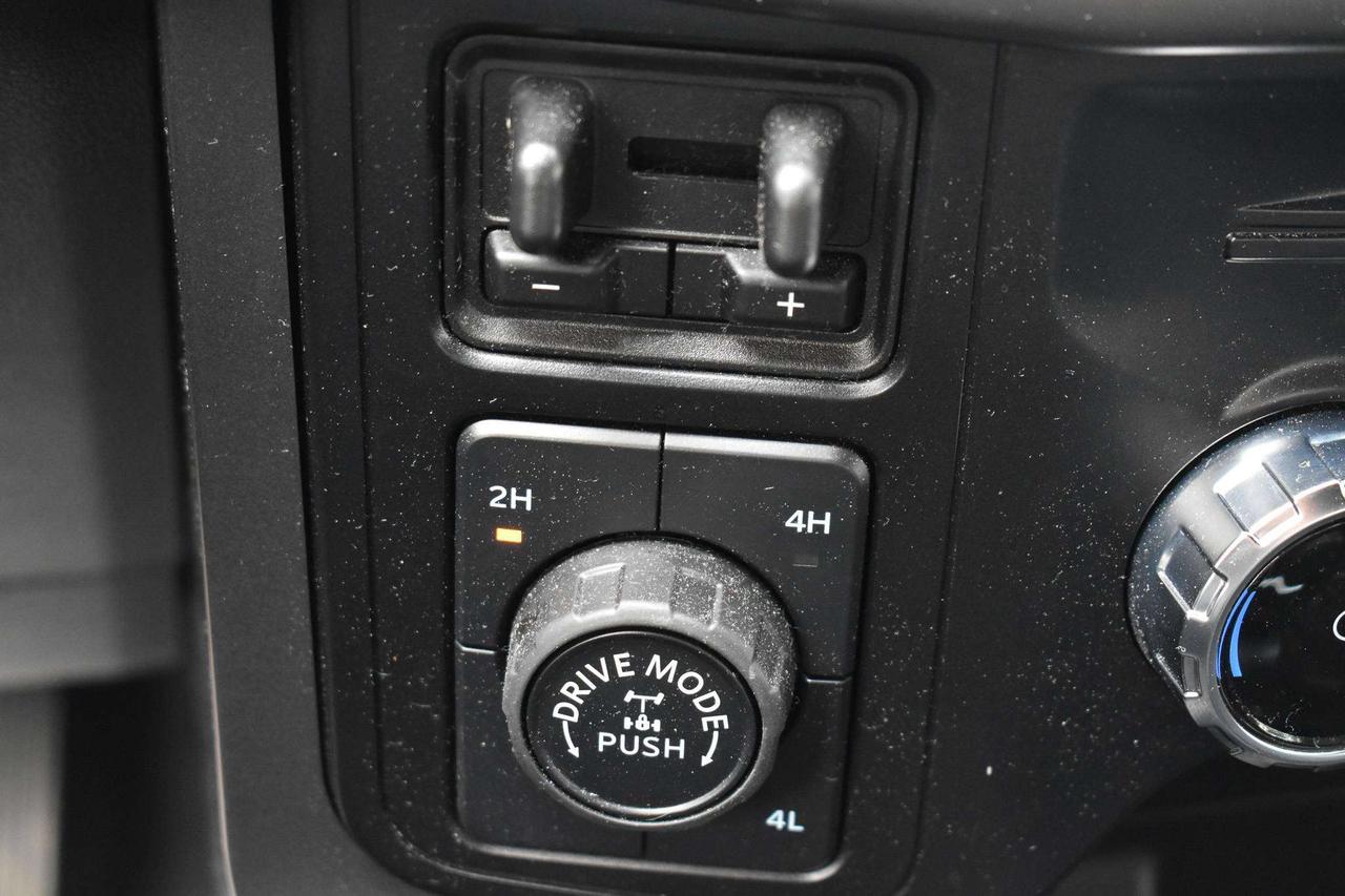 2024 Ford F-150 XLT Photo