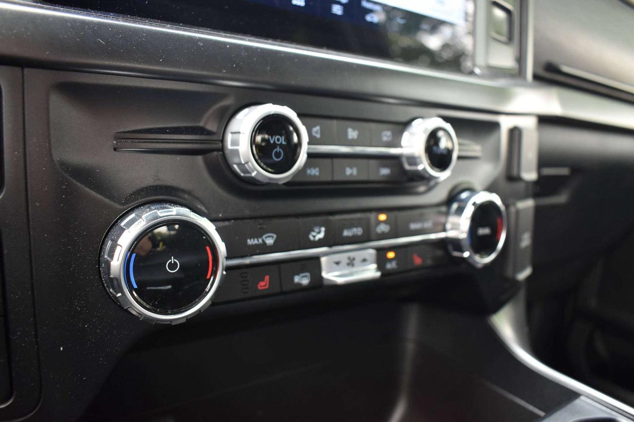 2024 Ford F-150 XLT Photo
