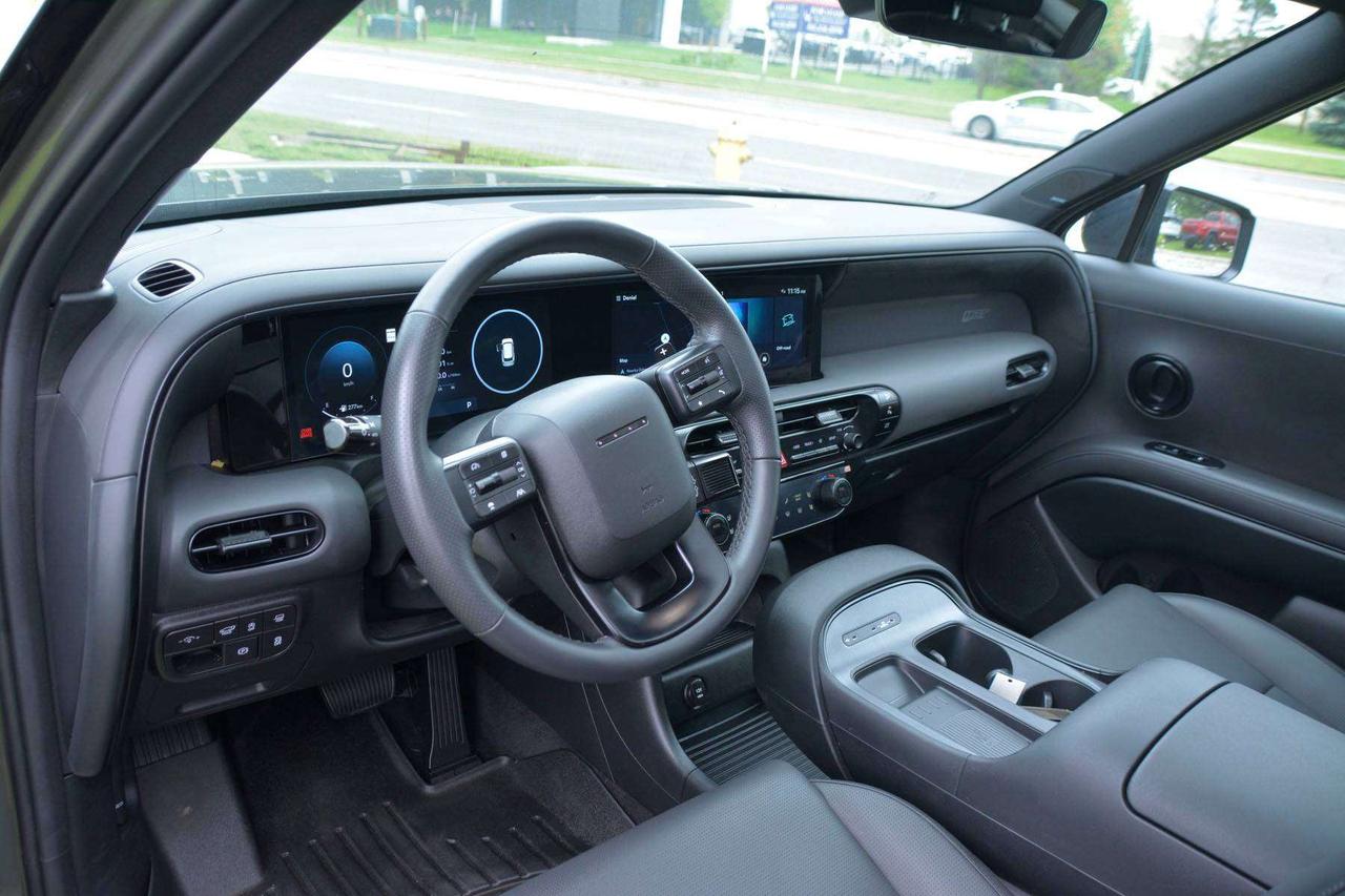 2026 Hyundai PALISADE XRT PRO Photo