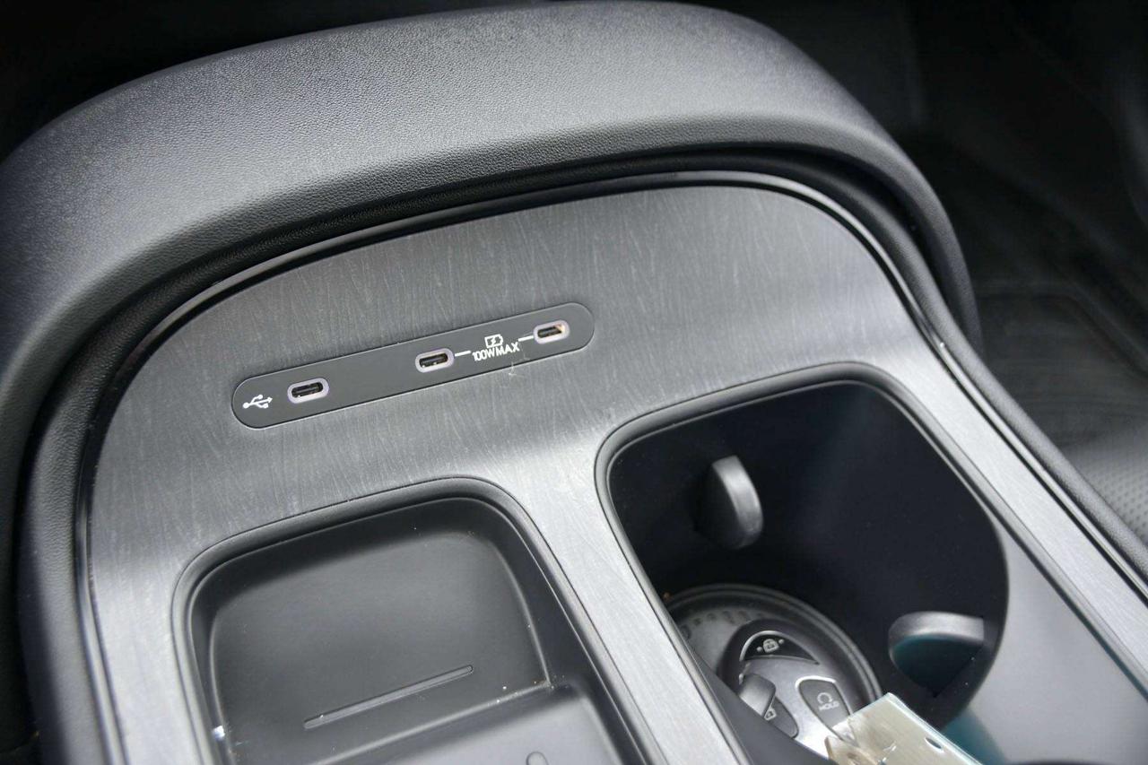 2026 Hyundai PALISADE XRT PRO Photo