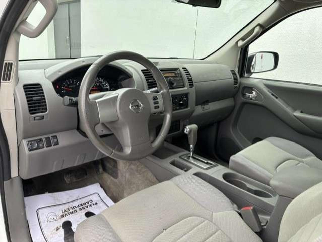 2013 Nissan Frontier S **KING CAB-1 OWNER-ONLY 140,000KM-CERTIFIED** Photo