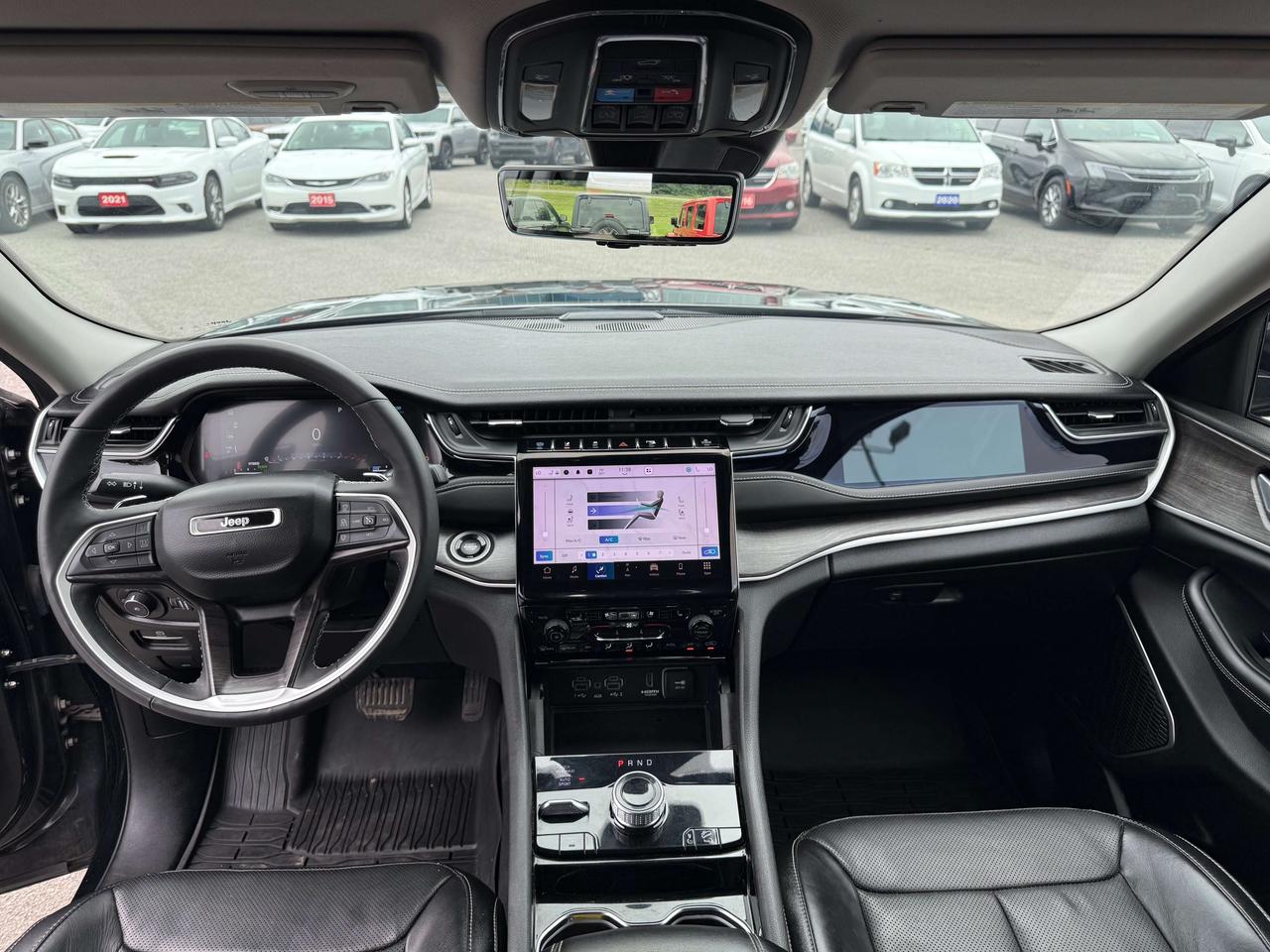 2023 Jeep Grand Cherokee Limited 4xe - htd/vntd leather - pano sunroof Photo