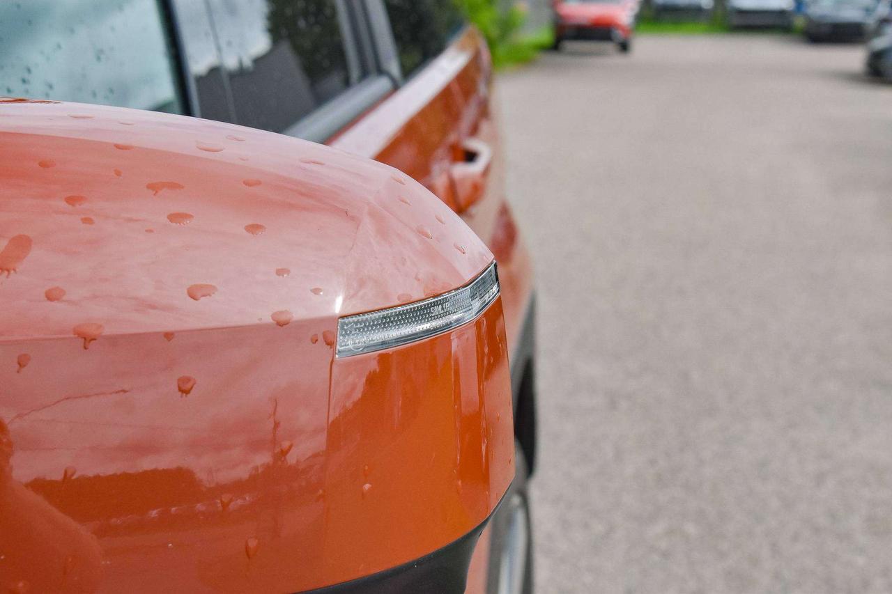 2025 Hyundai Santa Fe Luxury Photo4