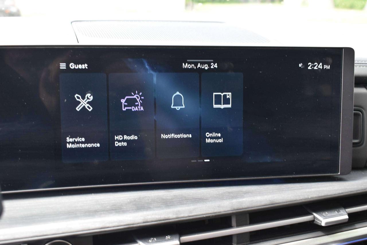 2025 Hyundai Santa Fe Luxury Photo