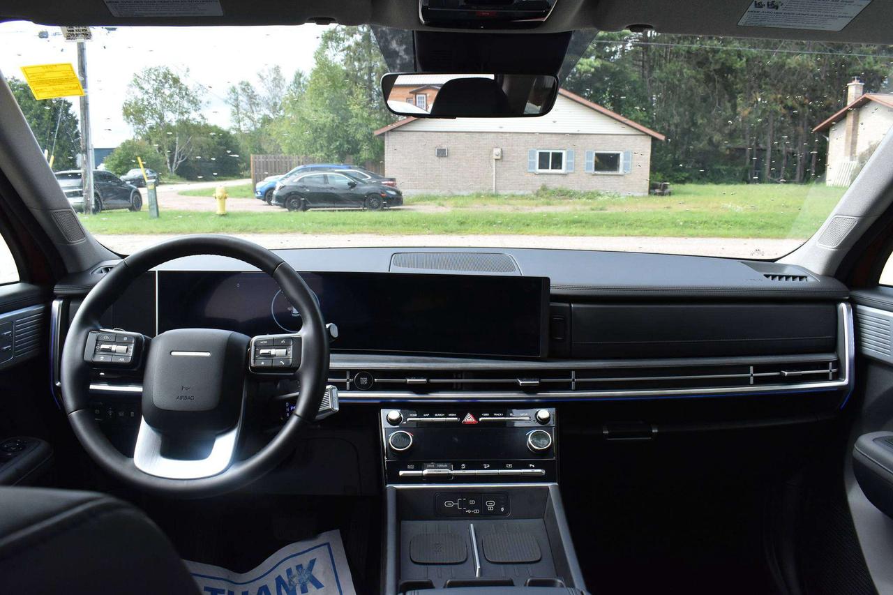 2025 Hyundai Santa Fe Luxury Photo