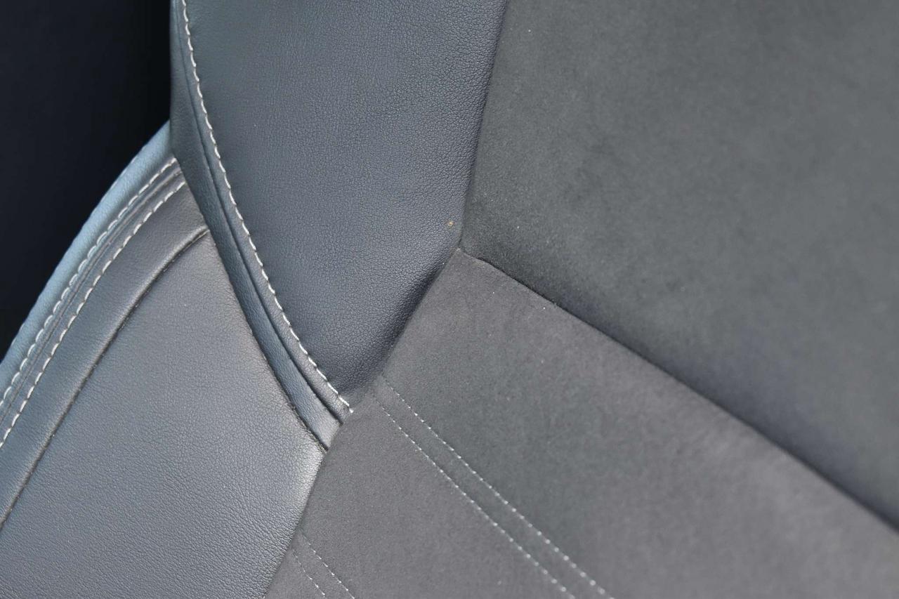 2023 Mitsubishi Outlander SE Photo