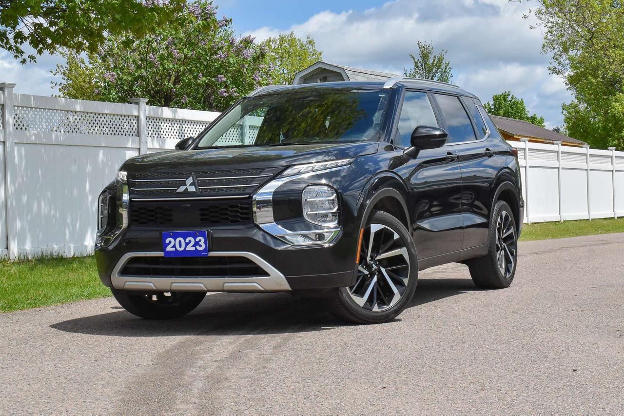 2023 Mitsubishi Outlander SE Photo