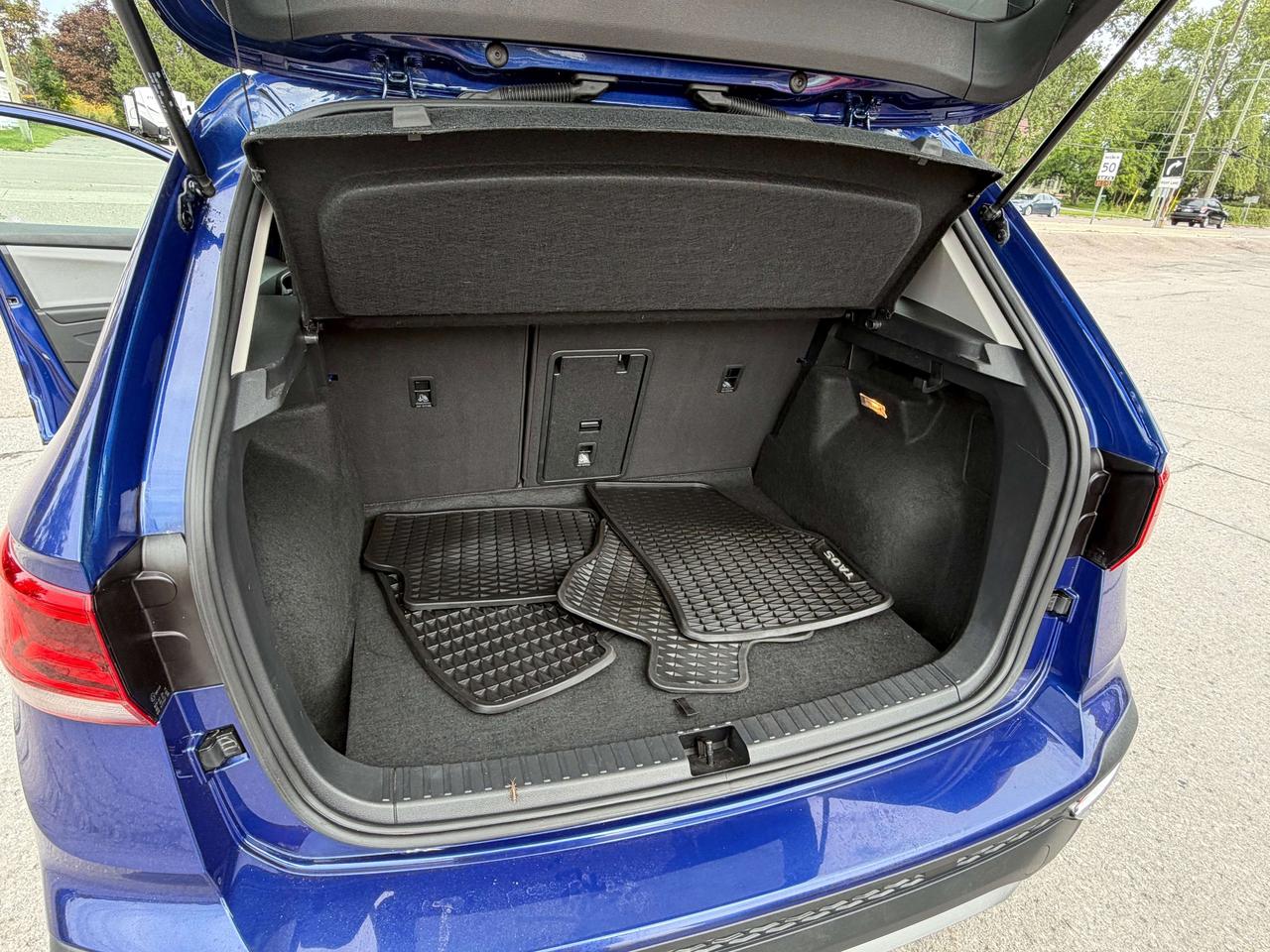 2022 Volkswagen Taos COMFORTLINE/AWD/HEATED SEATS/CALL PICTON Photo