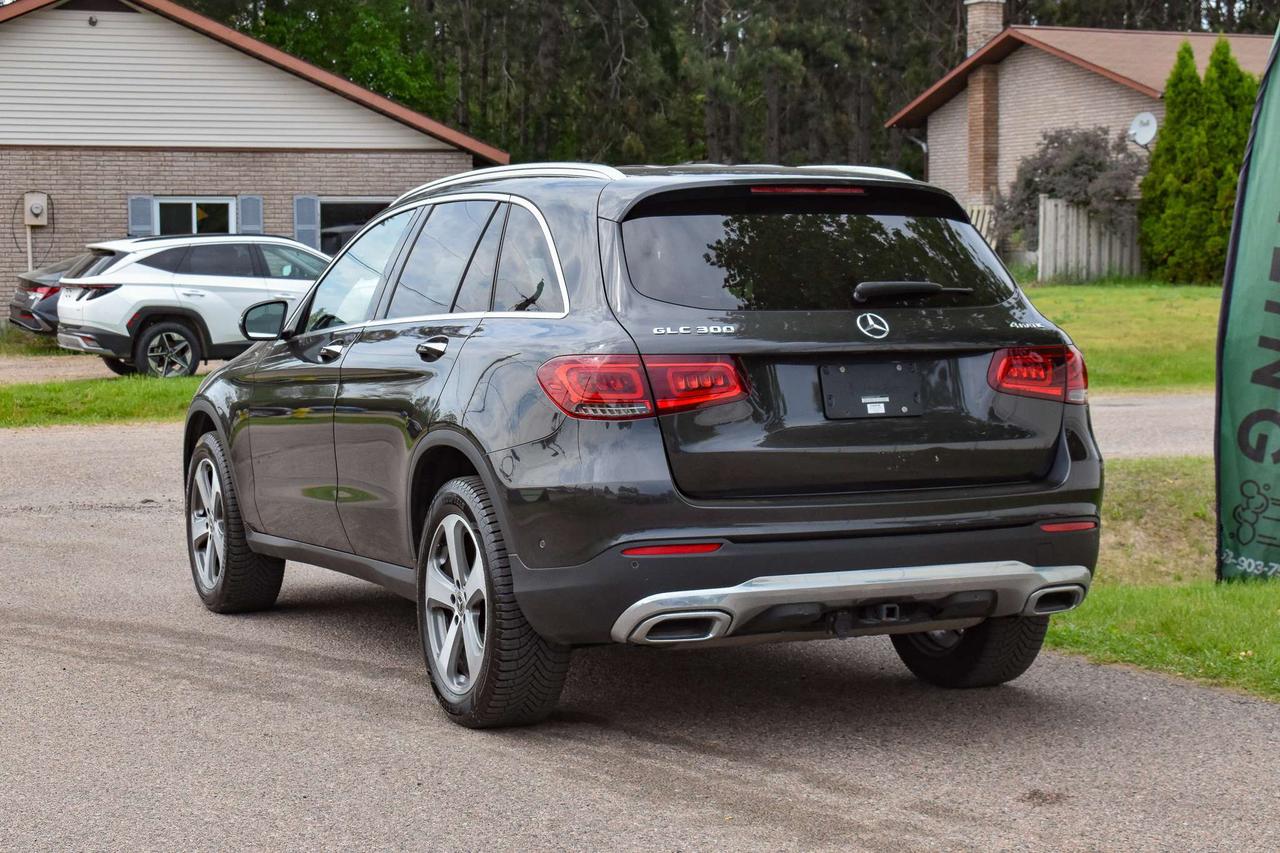 2021 Mercedes-Benz GLC GLC 300 Photo