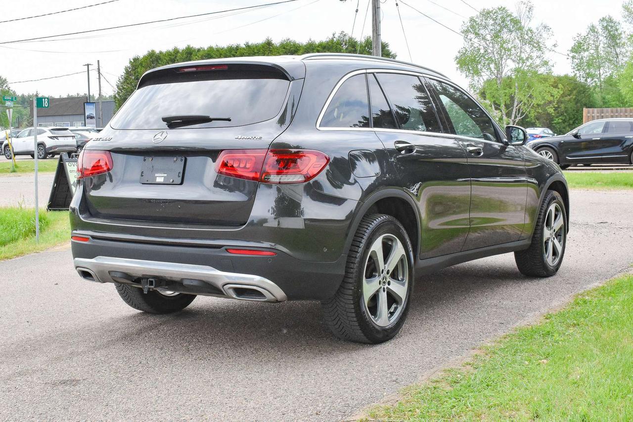 2021 Mercedes-Benz GLC GLC 300 Photo