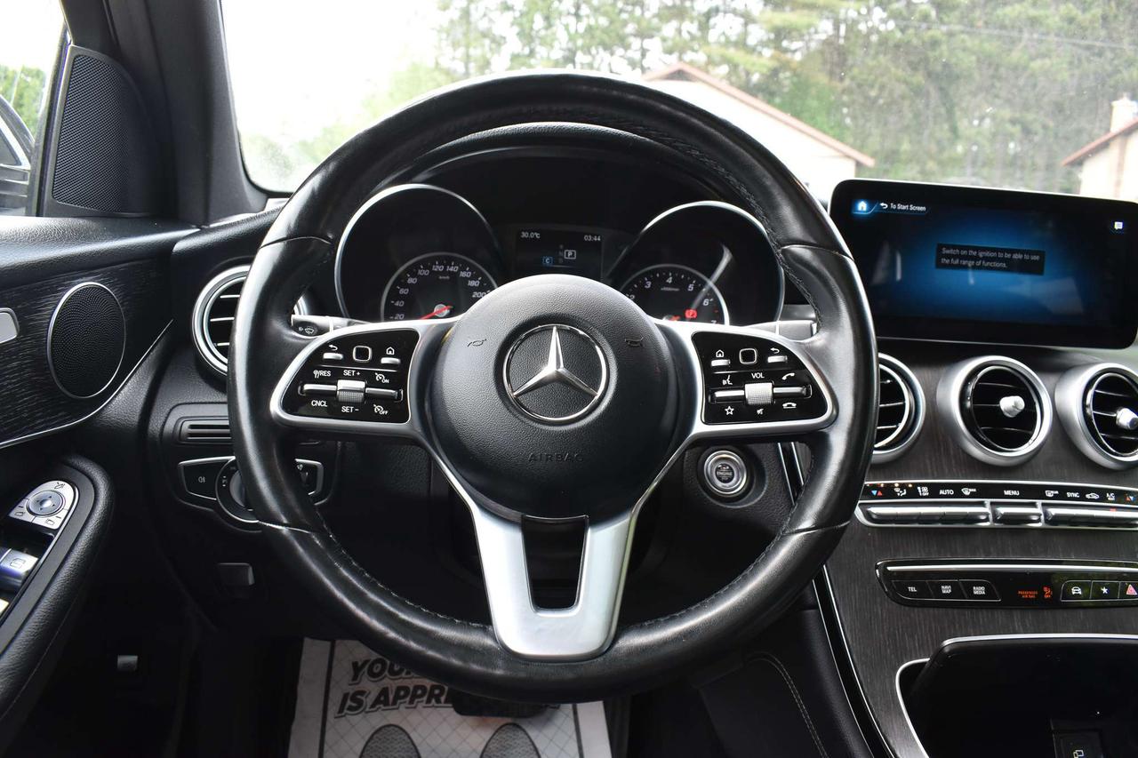 2021 Mercedes-Benz GLC GLC 300 Photo