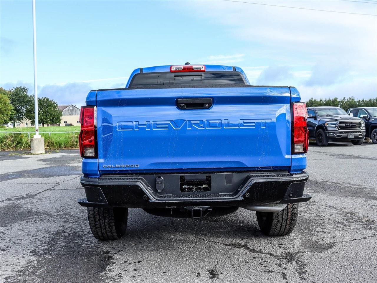 2026 Chevrolet Colorado Crew Cab Short Box 4-Wheel Drive Trail Boss Photo3