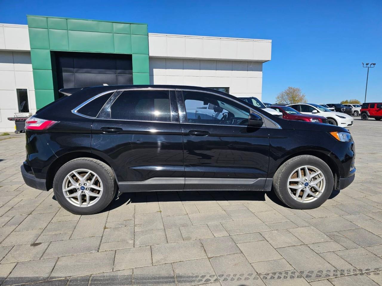 2021 Ford Edge SEL 4dr All-wheel Drive Photo3