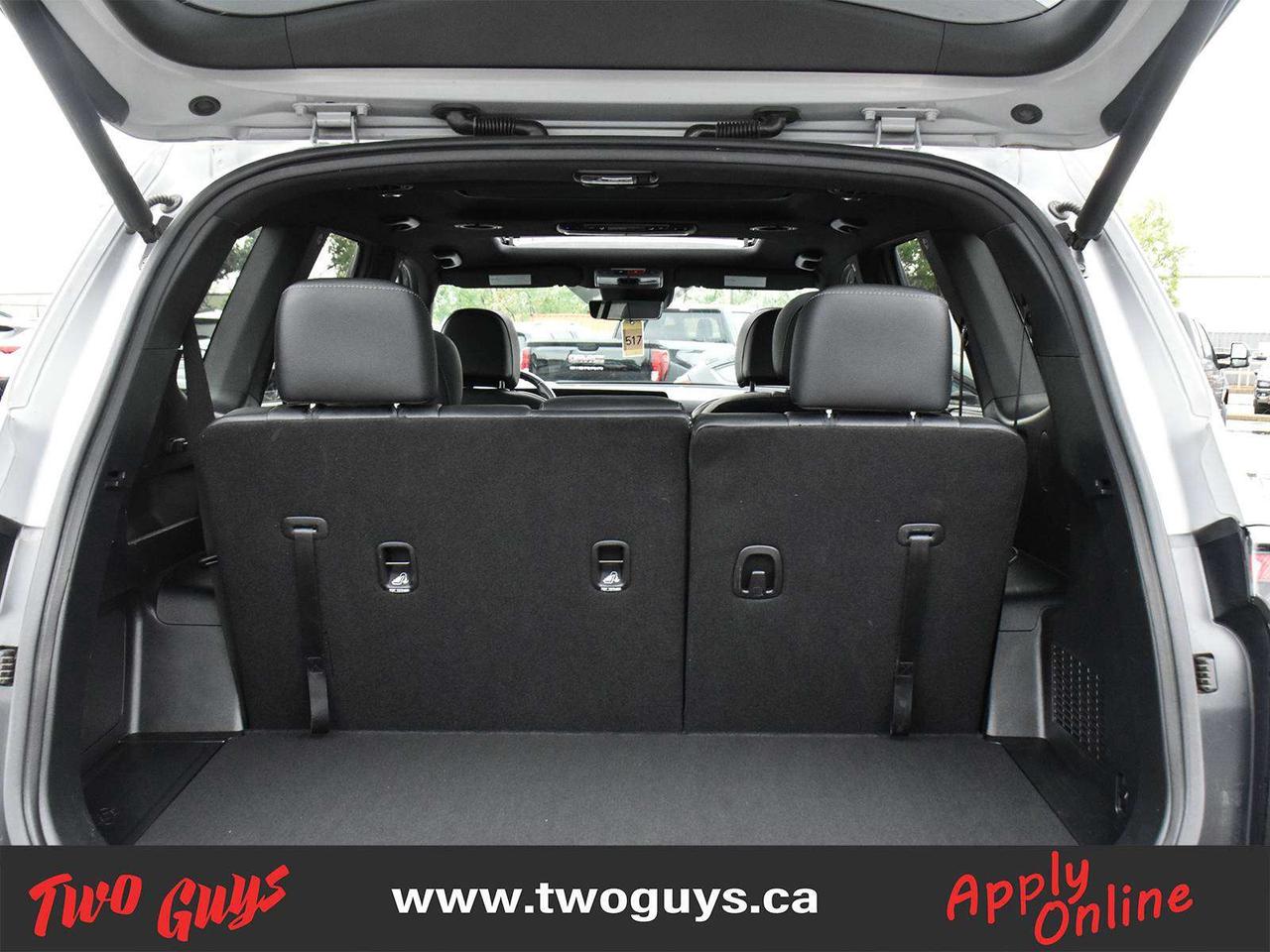 2024 Kia Telluride X-Line   Panoroof   Htd + Cooled Leather   Hitch Photo