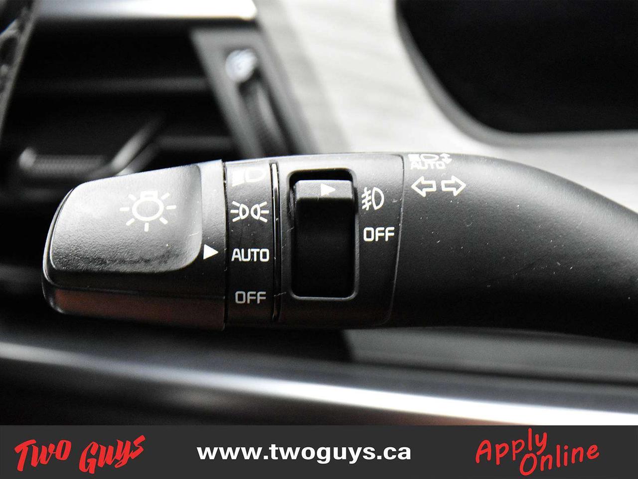 2024 Kia Telluride X-Line   Panoroof   Htd + Cooled Leather   Hitch Photo